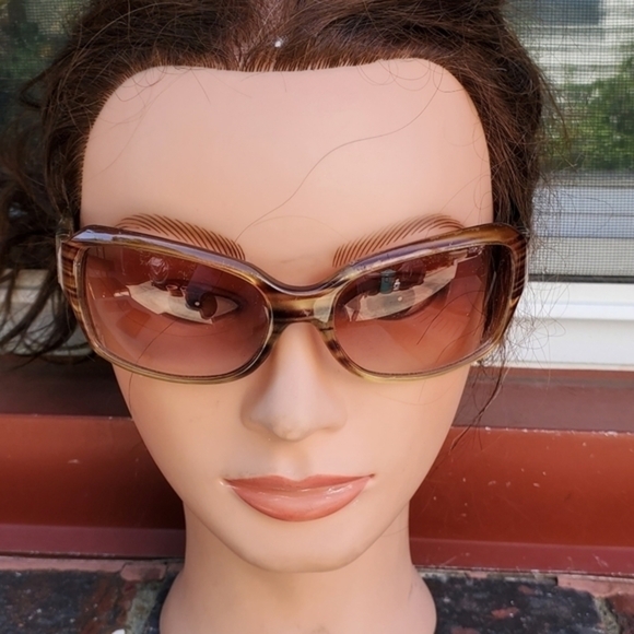 Revlon‎ vintage sunglasses - Picture 2 of 11